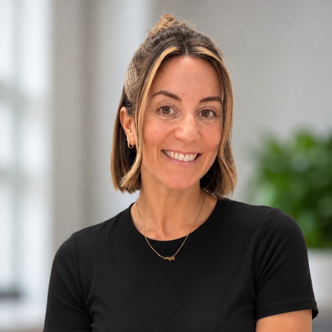 CourtneySchembri's Profile Photo
