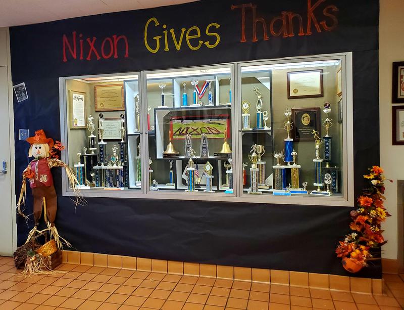 Nixon Gives Thanks