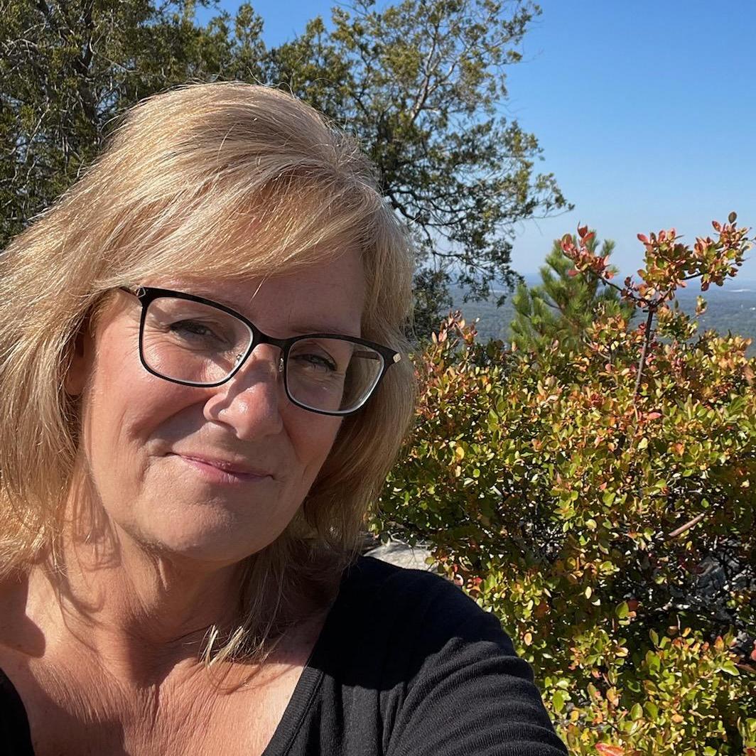 DianeGiaccone's Profile Photo