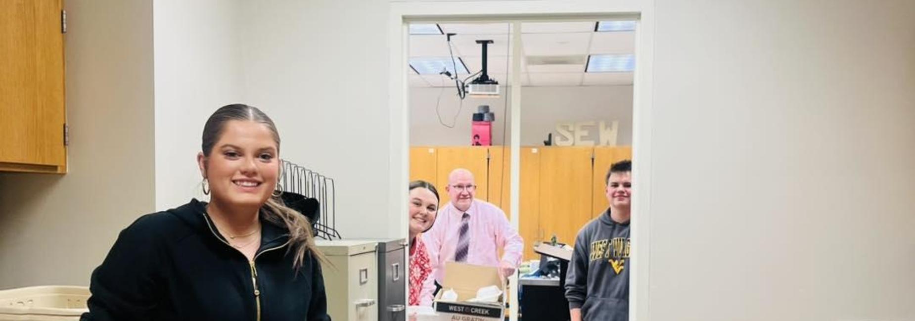 Holiday Meal Drive-Up Volunteers