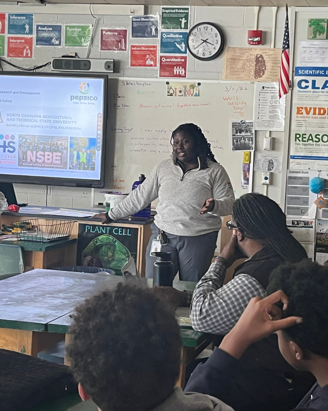 Former student addresses NSBE students about engineering careers