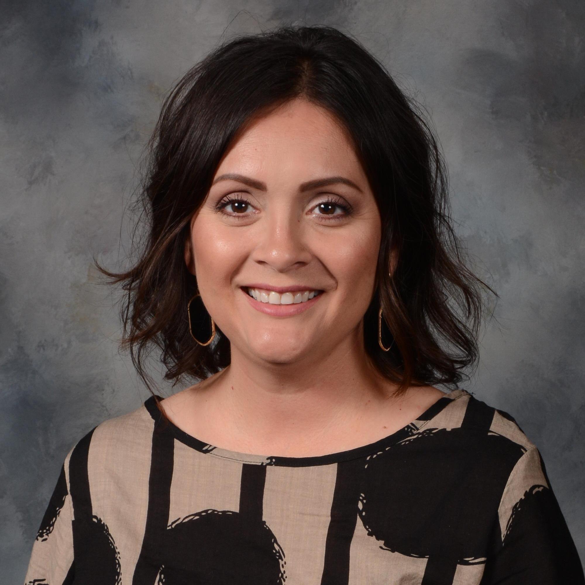 ClaudiaOrosco's Profile Photo