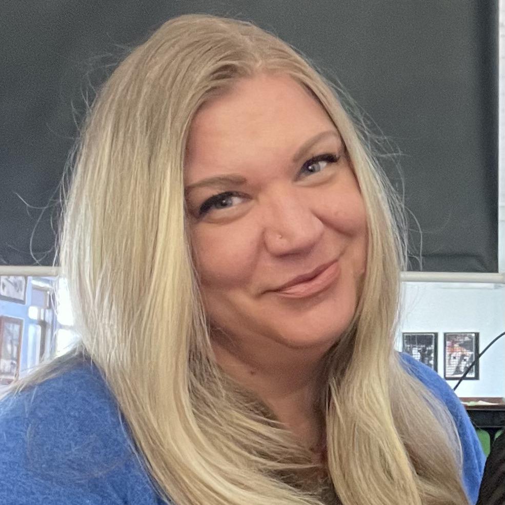 SarahThom's Profile Photo