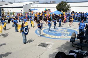 Garey High Kicks Off Cafecito Con Libros! - image for web