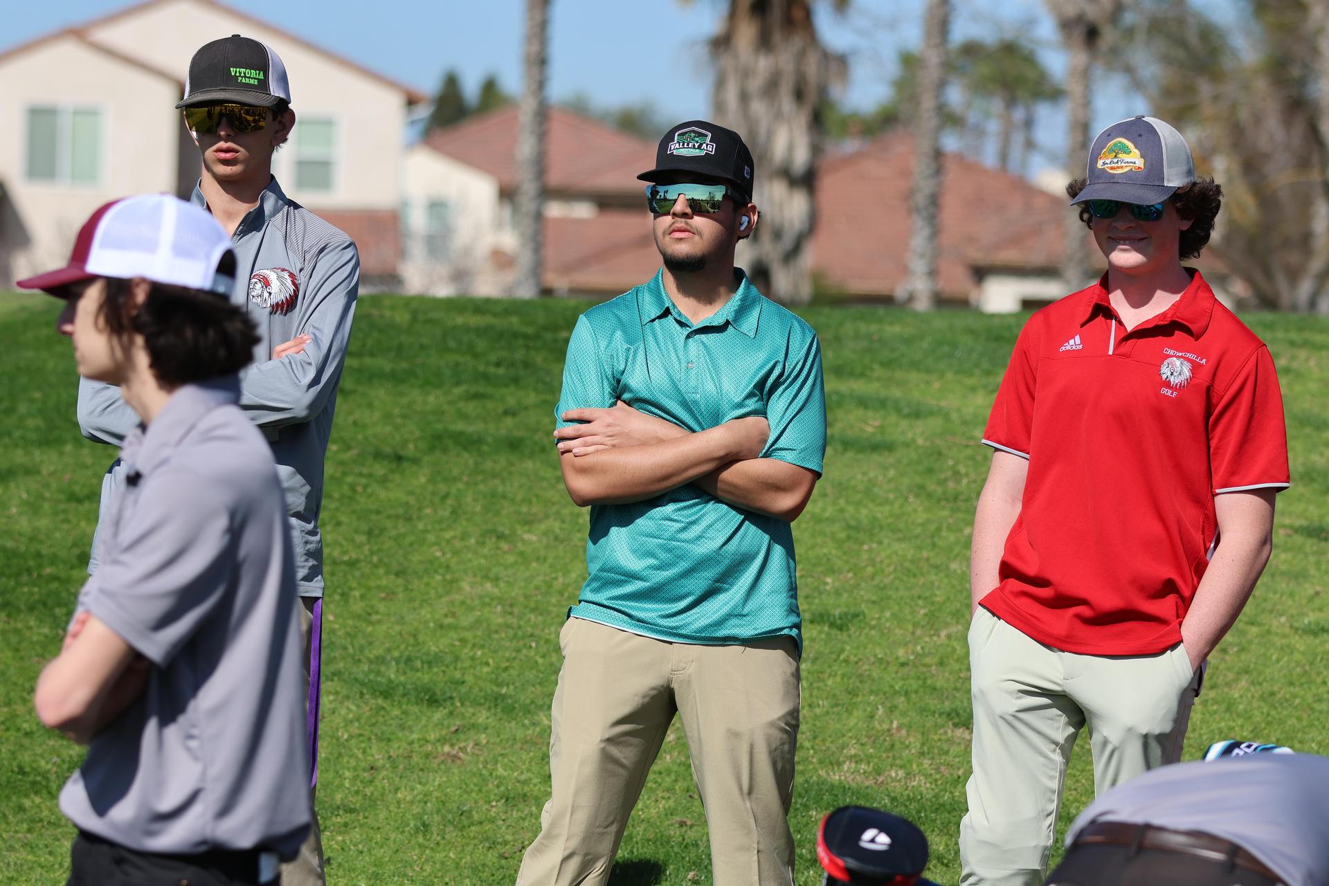 boys golfing
