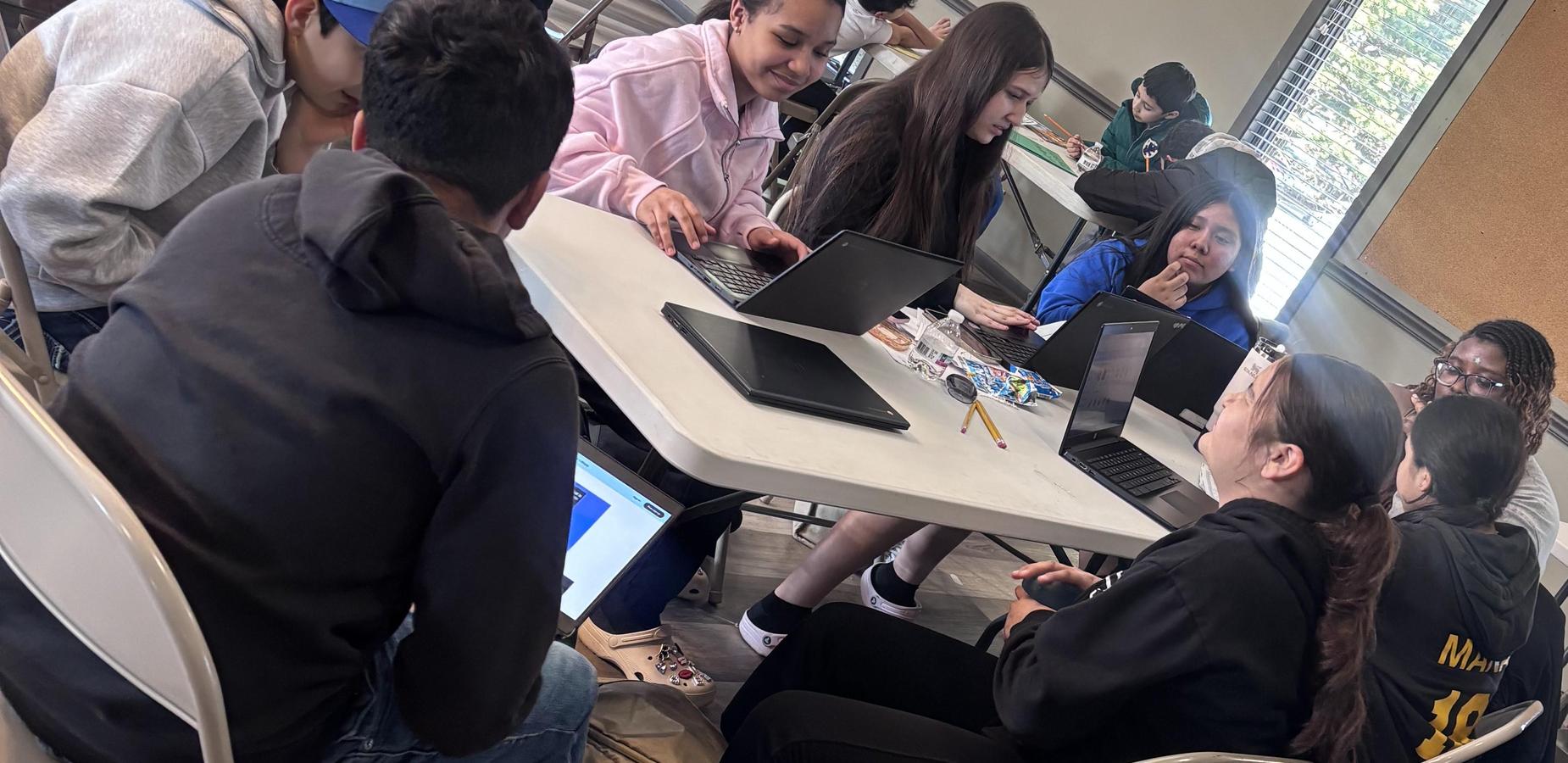 Our After-School Tutoring Program in partnership with the Timber Ridge Community is in full swing!
--