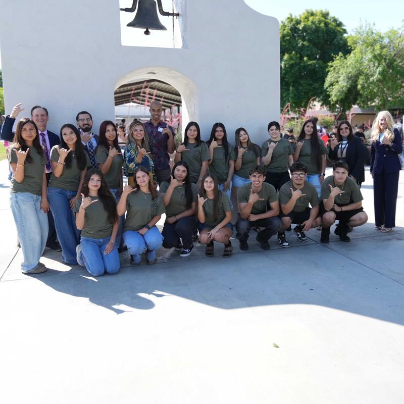 BARR representatives and SJHS Link Crew