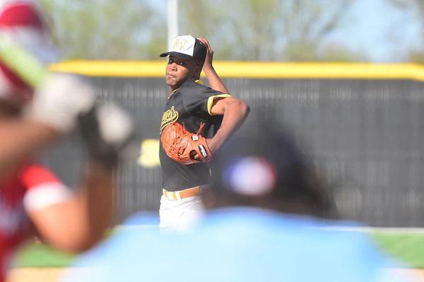 Baseball notes: He’s on fire. And he’s fired up. Michigan recruit Tyler Fullman '21 keeps eyes on big prize, playoff success, for Marian Catholic. Featured Photo