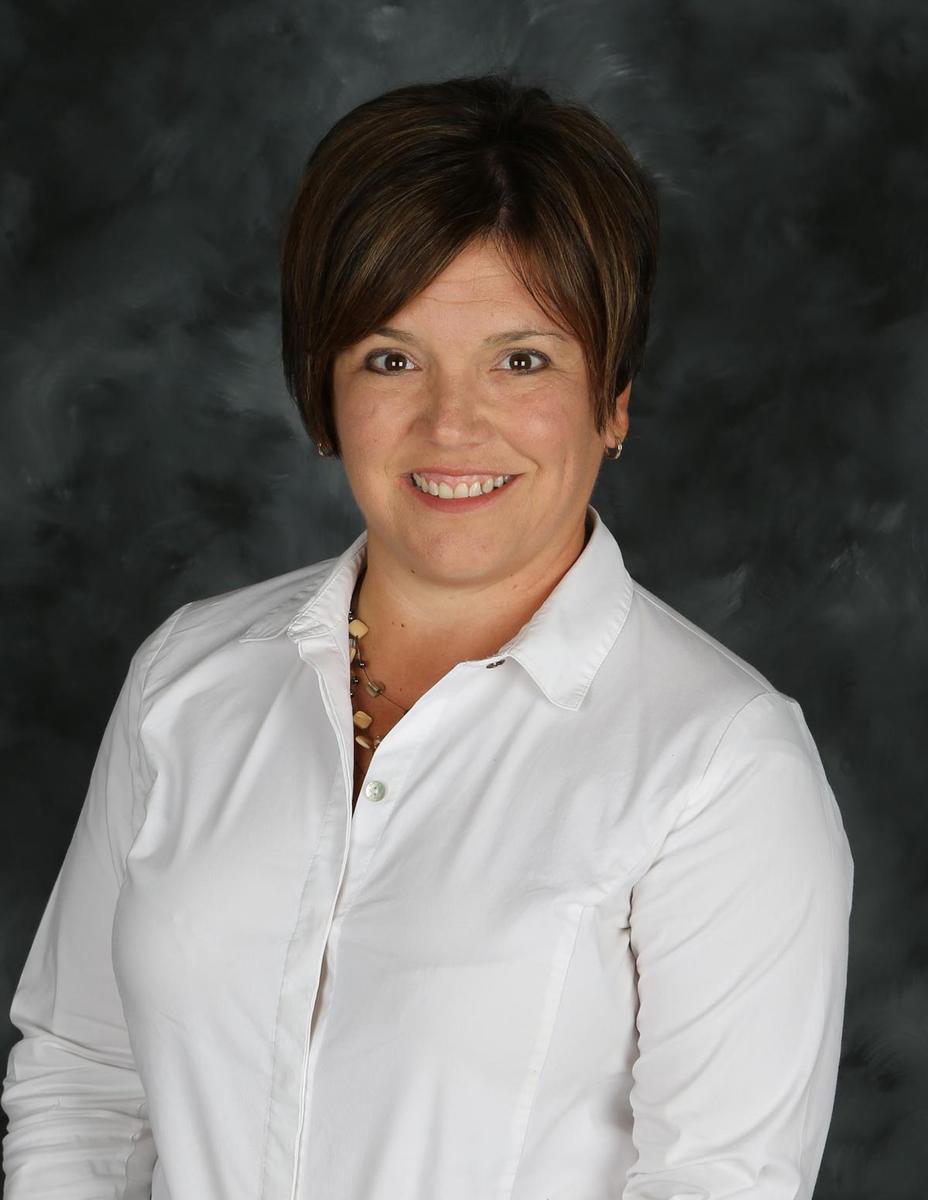 Headshot of Dr. Holly Flora