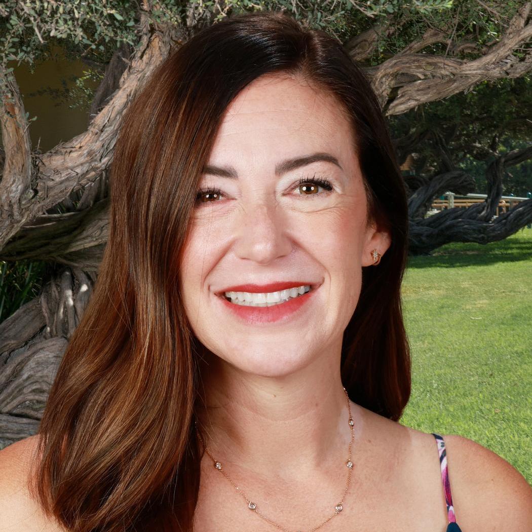 DinaDeragisch's Profile Photo
