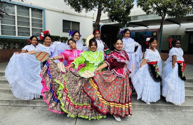 Ballet Folklórico performance