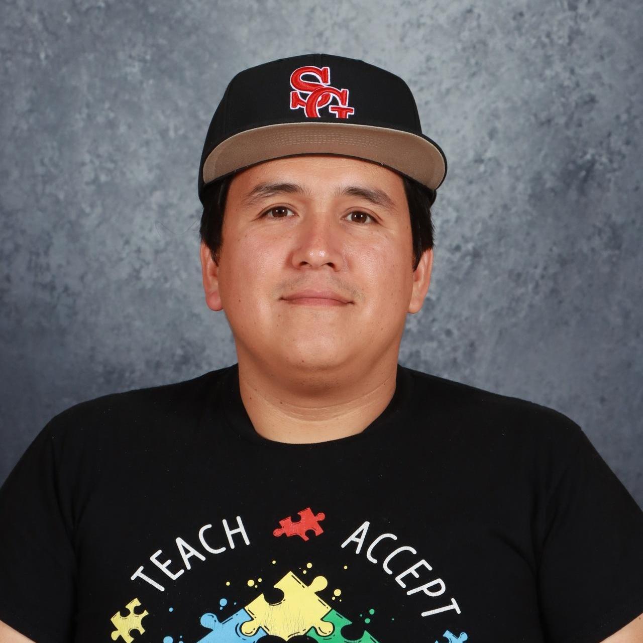 RolandoEspinoza's Profile Photo