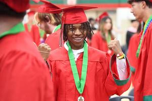AHS graduates reflect on academic journeys, look ahead to next chapter