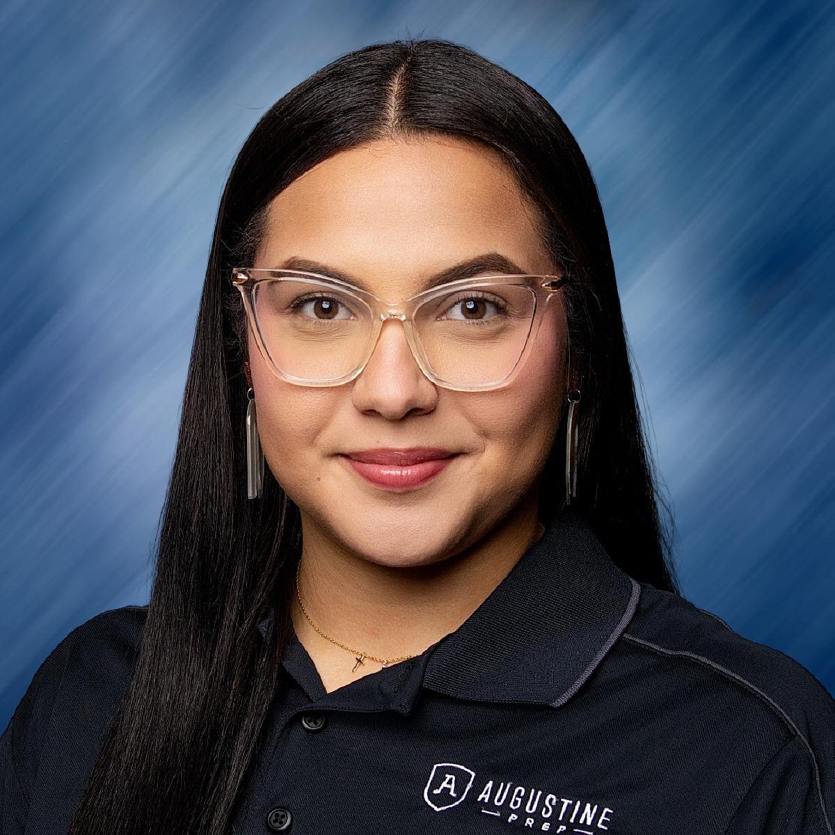IrisCuadrado's Profile Photo