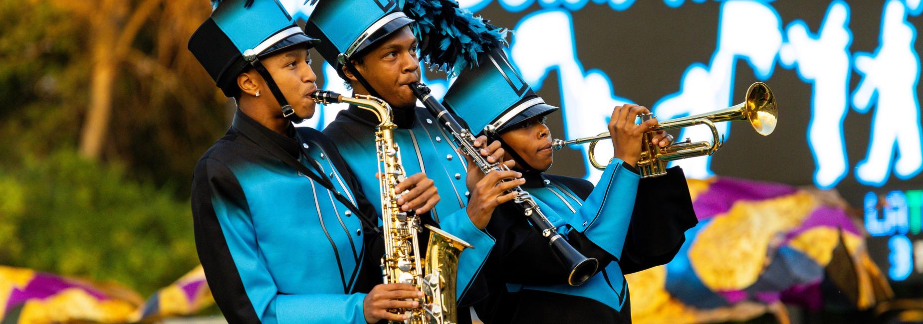 the band performs at halftime