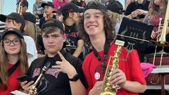 band mates palying