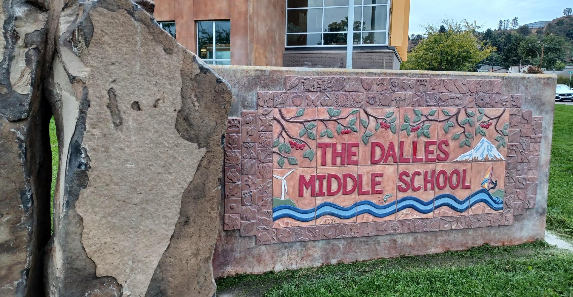 The Dalles Middle School The Dalles Middle School North Wasco