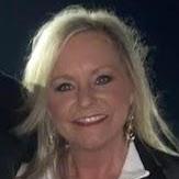 JuliePhelan's Profile Photo