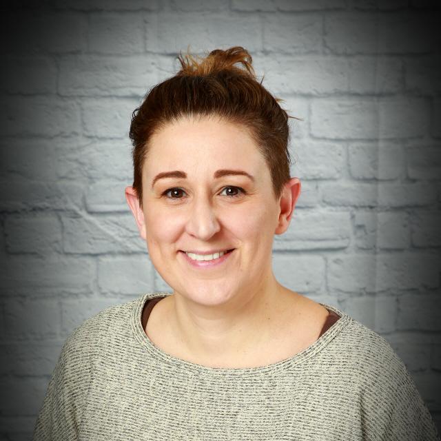 ChristinaJenivas's Profile Photo