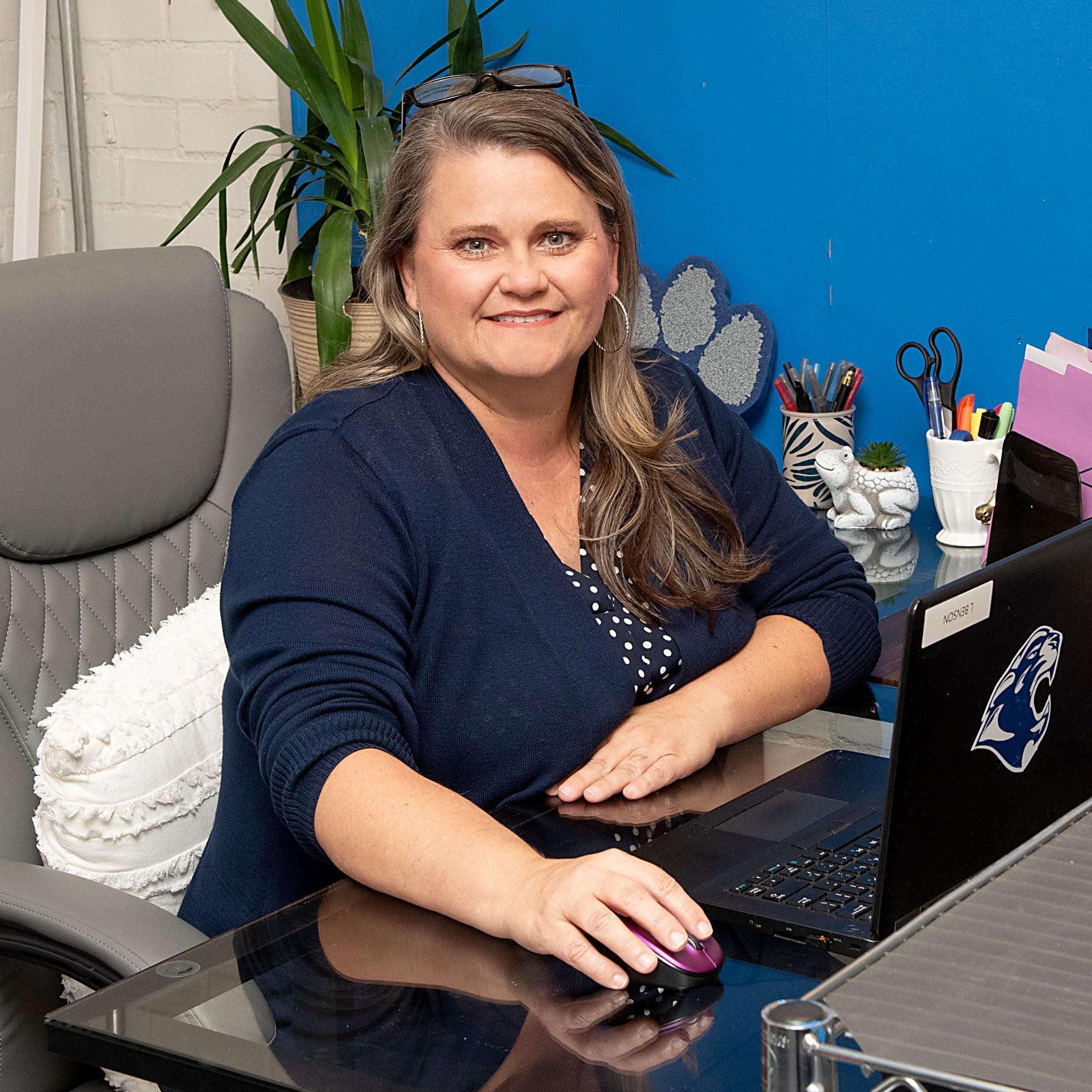 LizBenson's Profile Photo