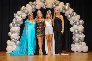 Picture of the girls who crowned