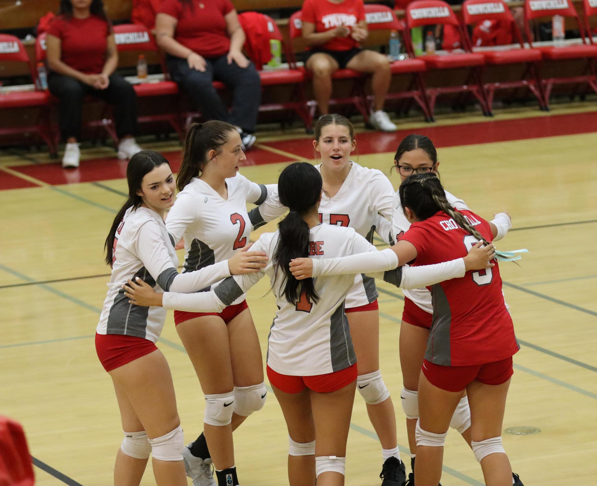 junior varsity girls playing volleyball against Yosemite