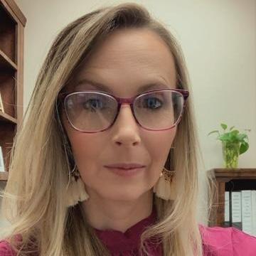 ChristinaWhite's Profile Photo