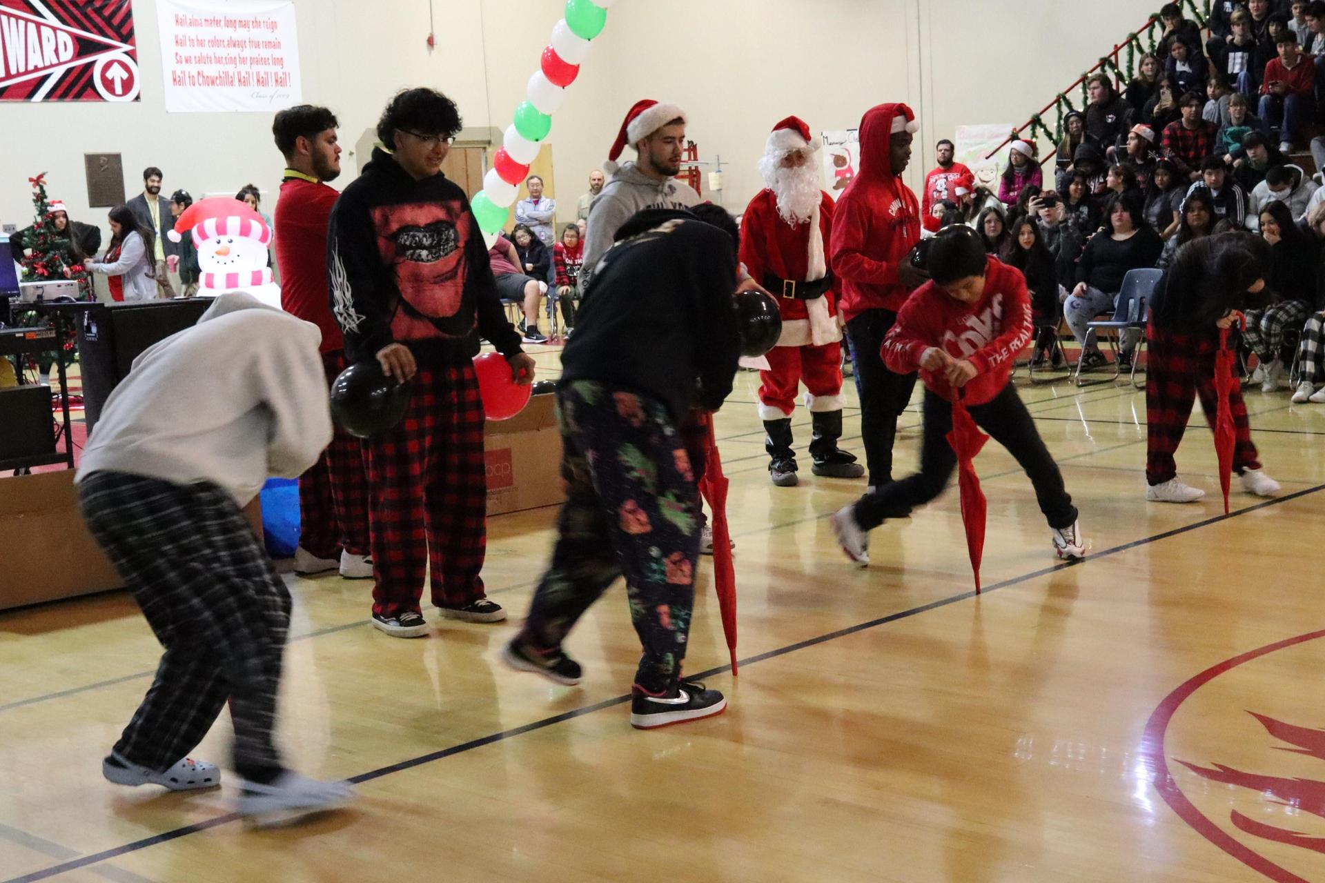 students playing the balloon pop game