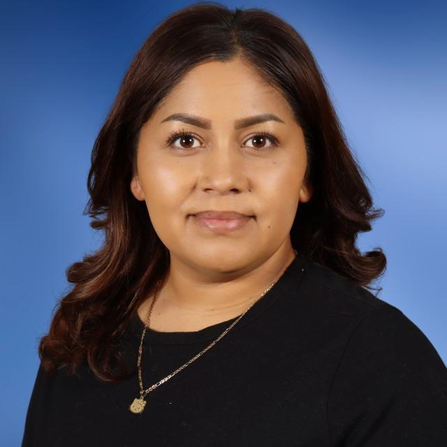 ElizabethLopez's Profile Photo
