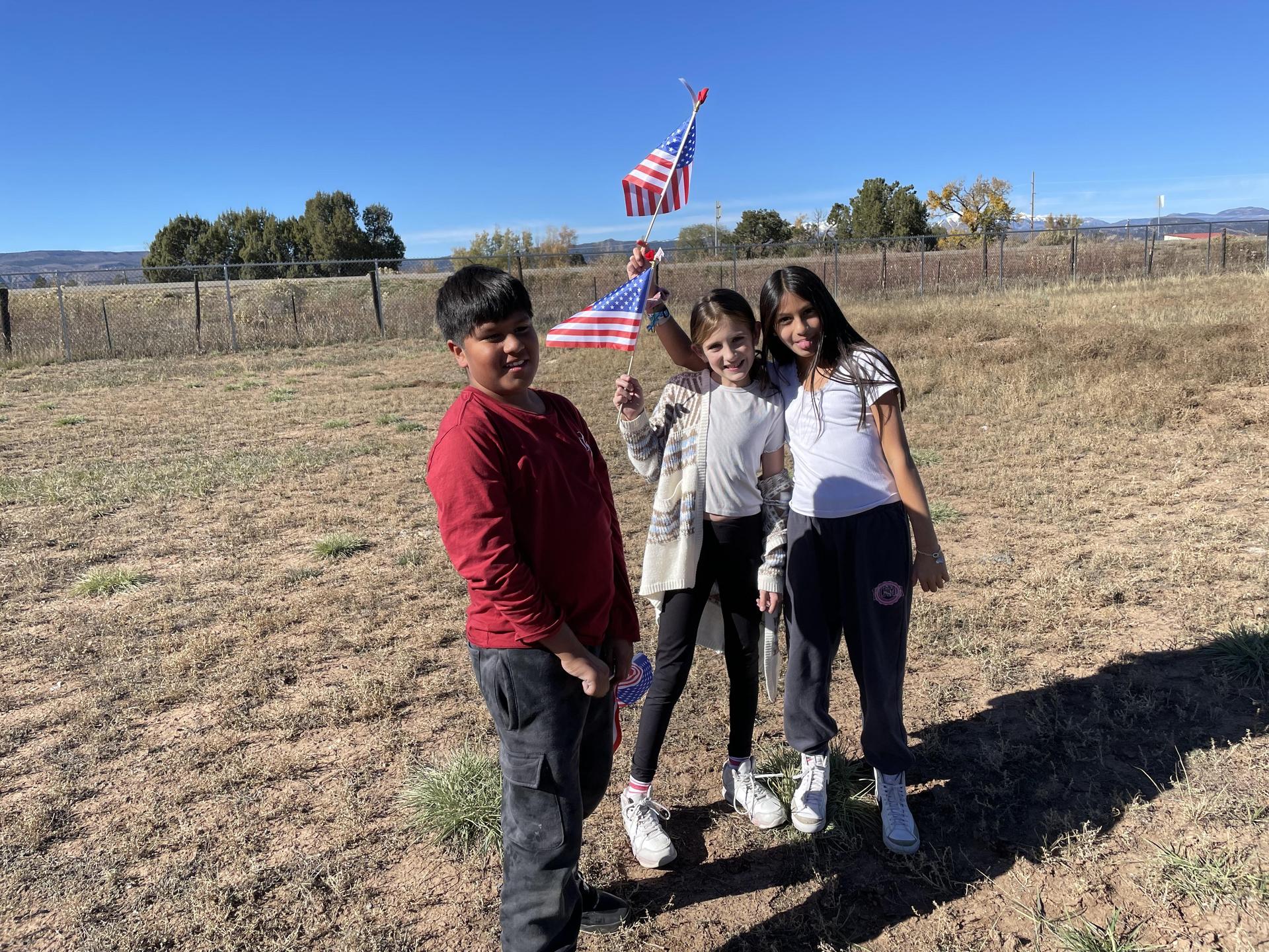 5th grade students on Veteran's Day