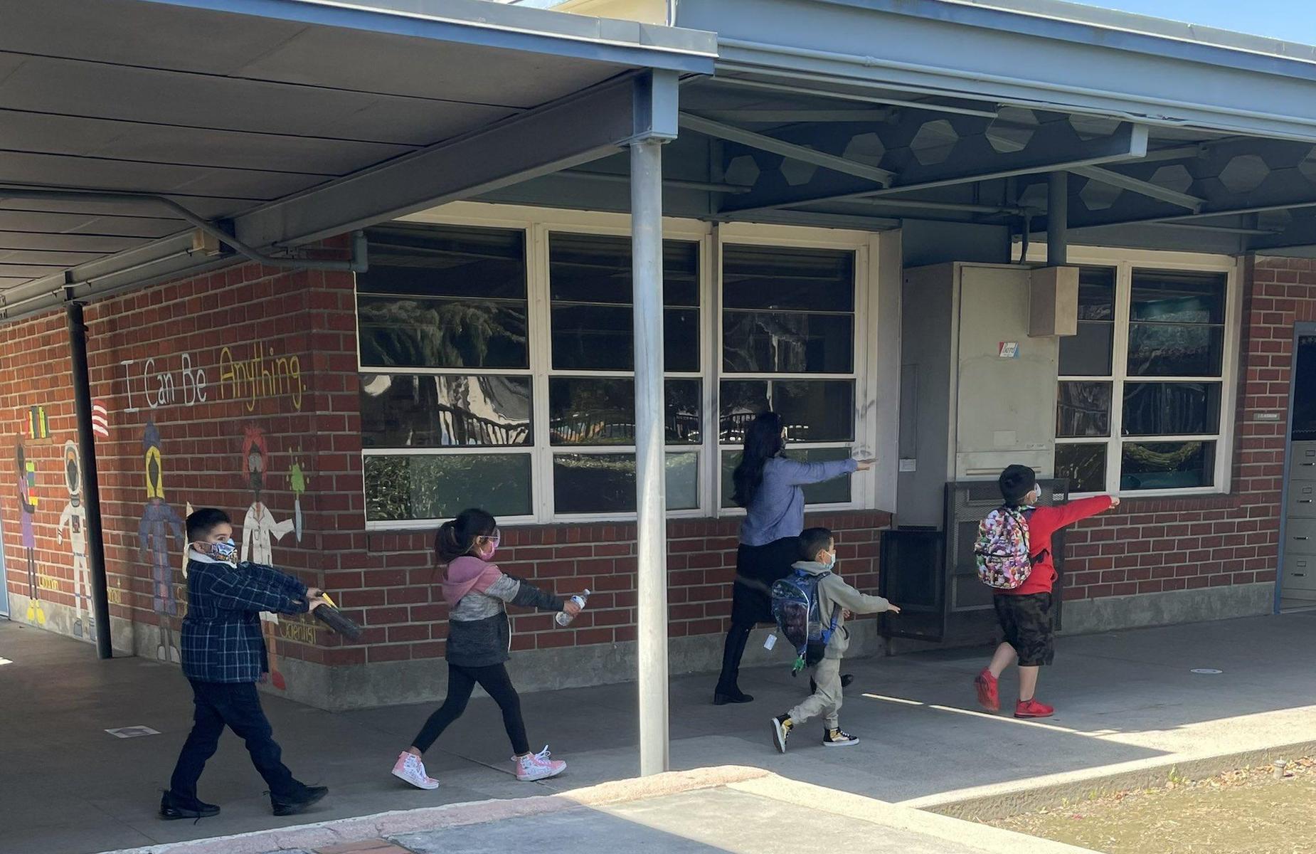 Safety first! Philadelphia Kindergartners practice using their superhero arms to be socially distant while walking to and from class! Way to go scholars!! #proud2bePUSD