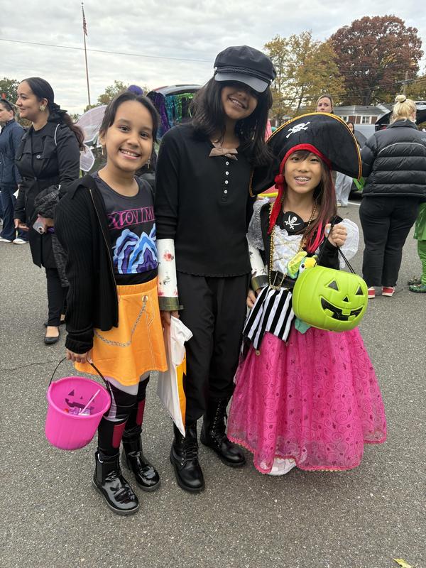 Trunk or treat