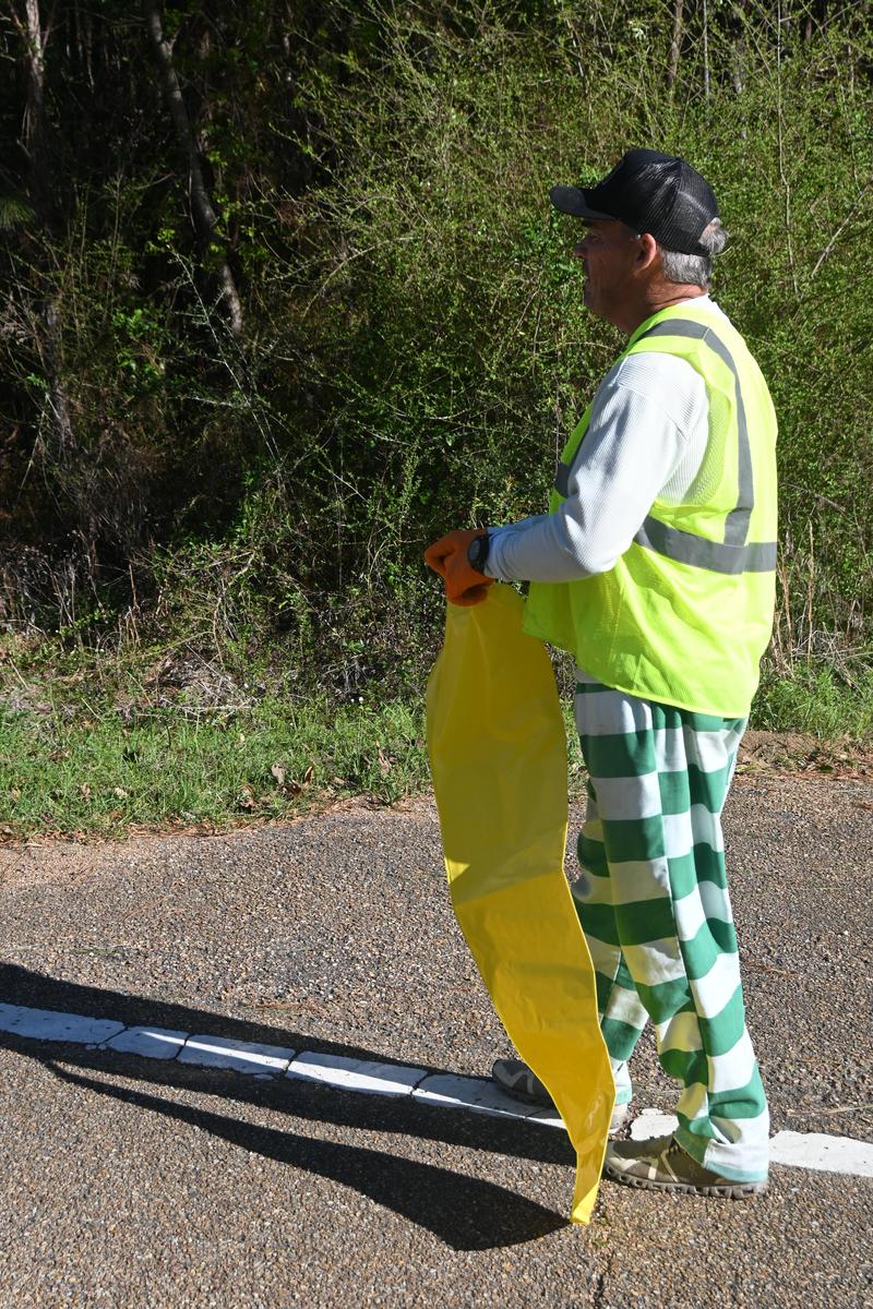 Pike County Sheriff’s Office “Litter Campaign” — 2026  Location: 570 East and Jaguar Trail