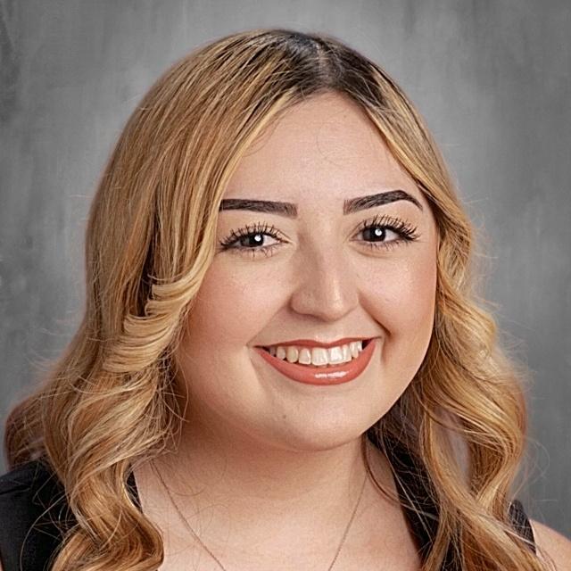 AndreaEstrada's Profile Photo