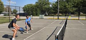 Pickleball Club hosts first tournament