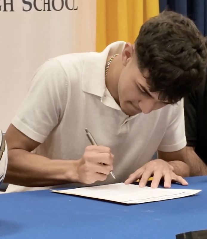 Edinburg North Boxer Signing Contract