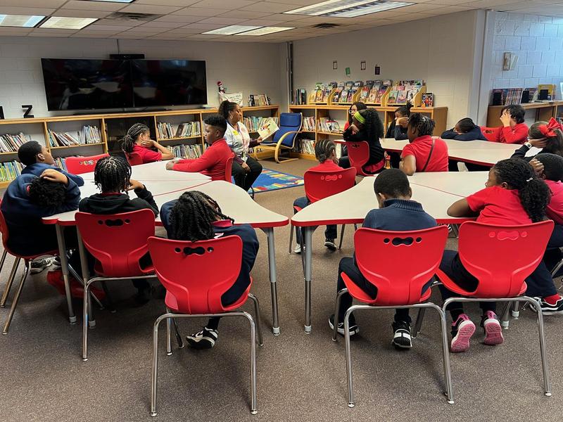 Readers Inspire 5th Graders at TMSA Featured Photo