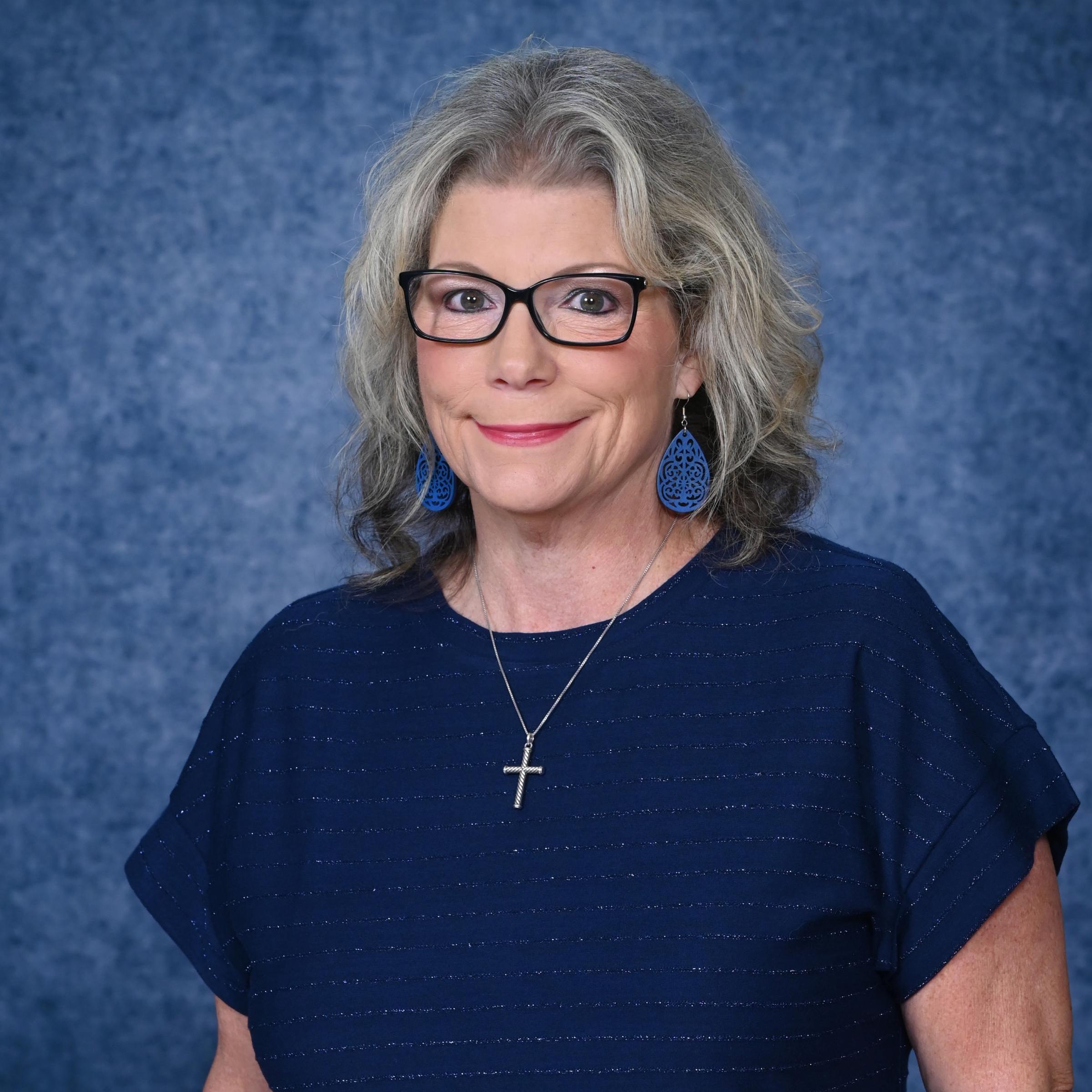 LisaEndredi's Profile Photo