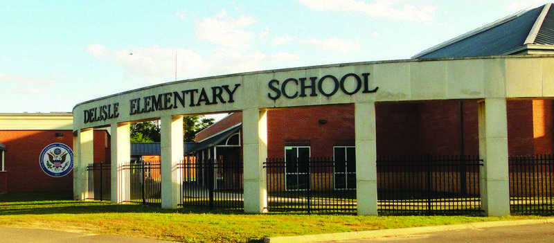 DeLisle Elementary School has Fun Adventures on Field Trips