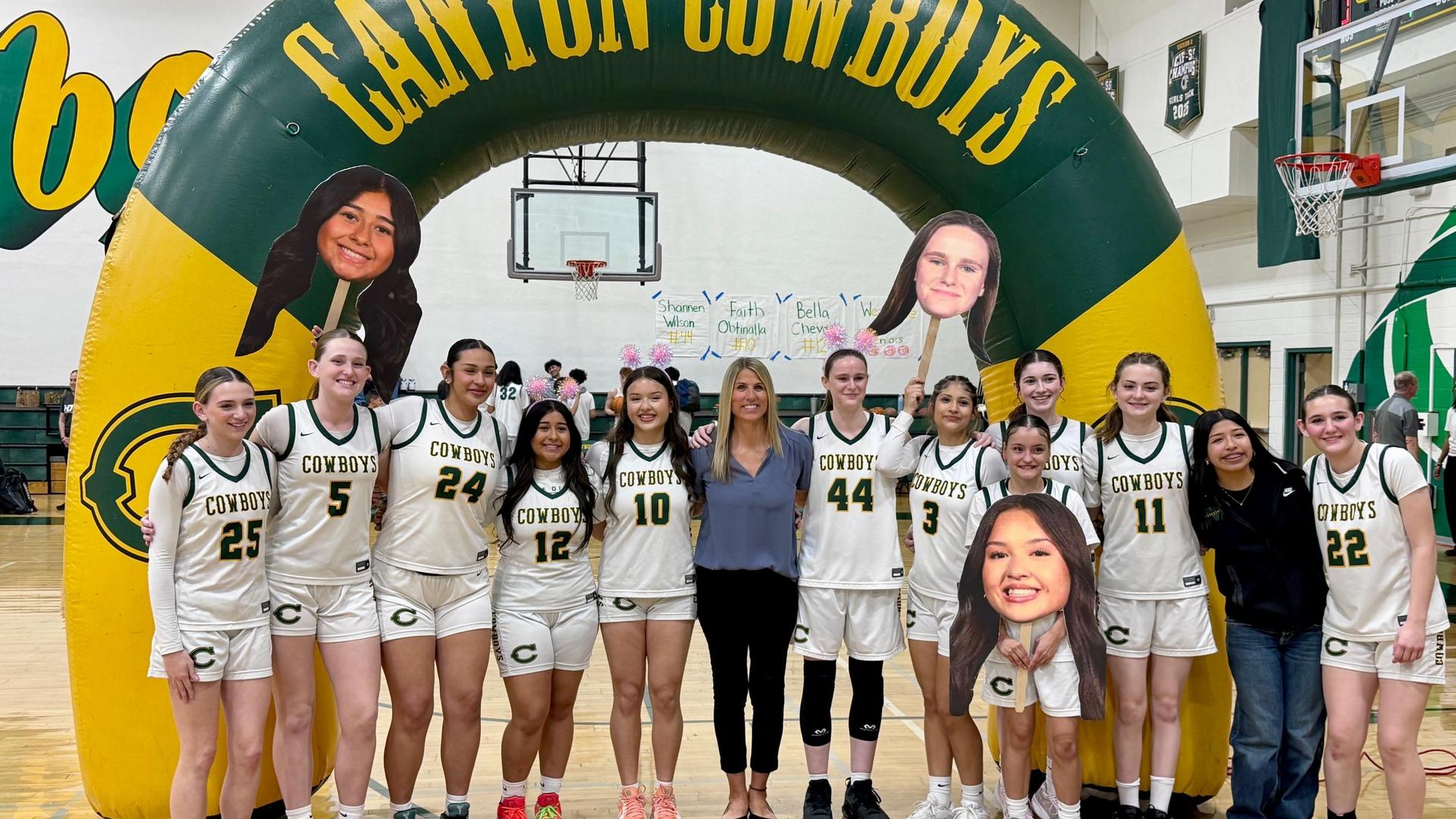 girls basketball senior night
