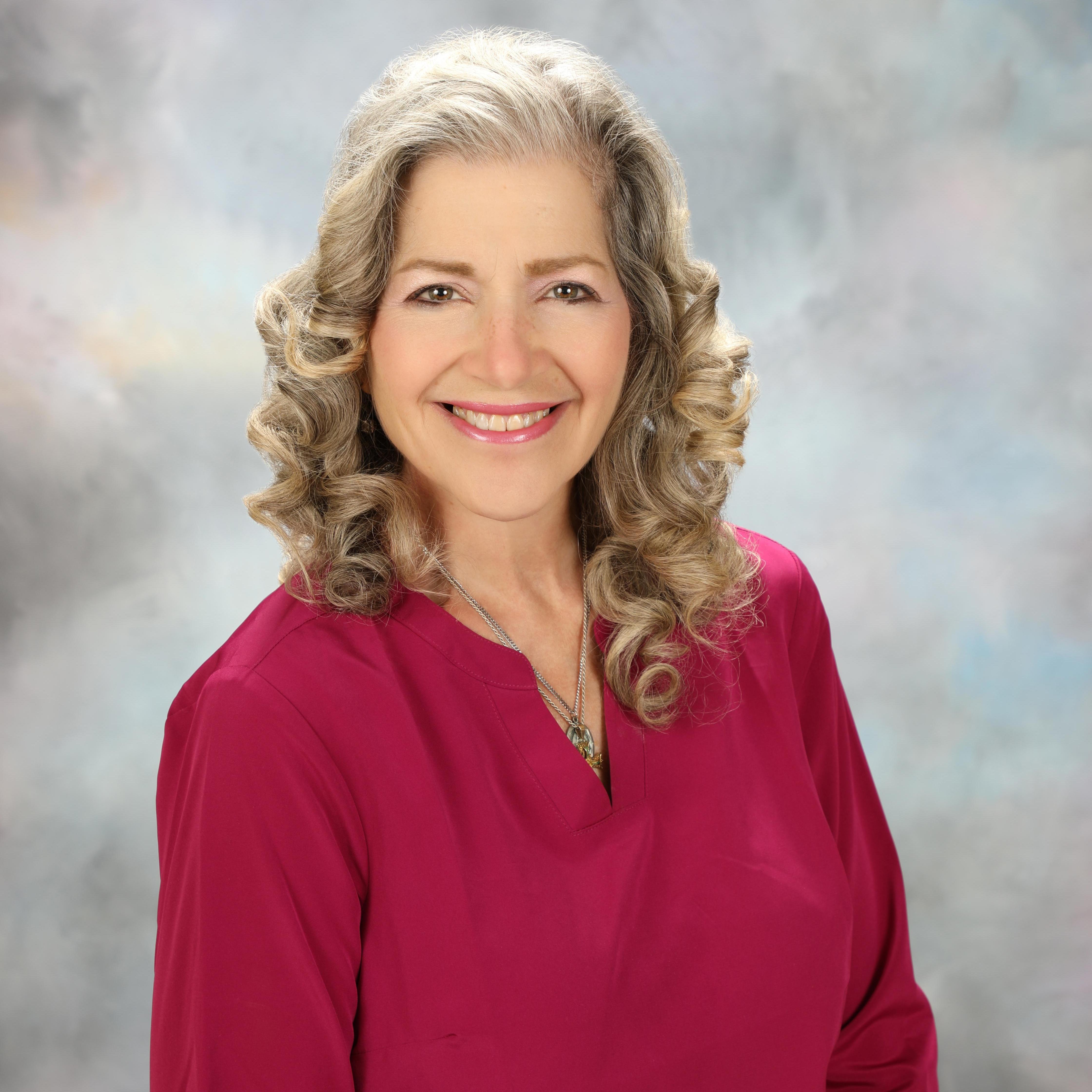 ElisaDiSimone's Profile Photo