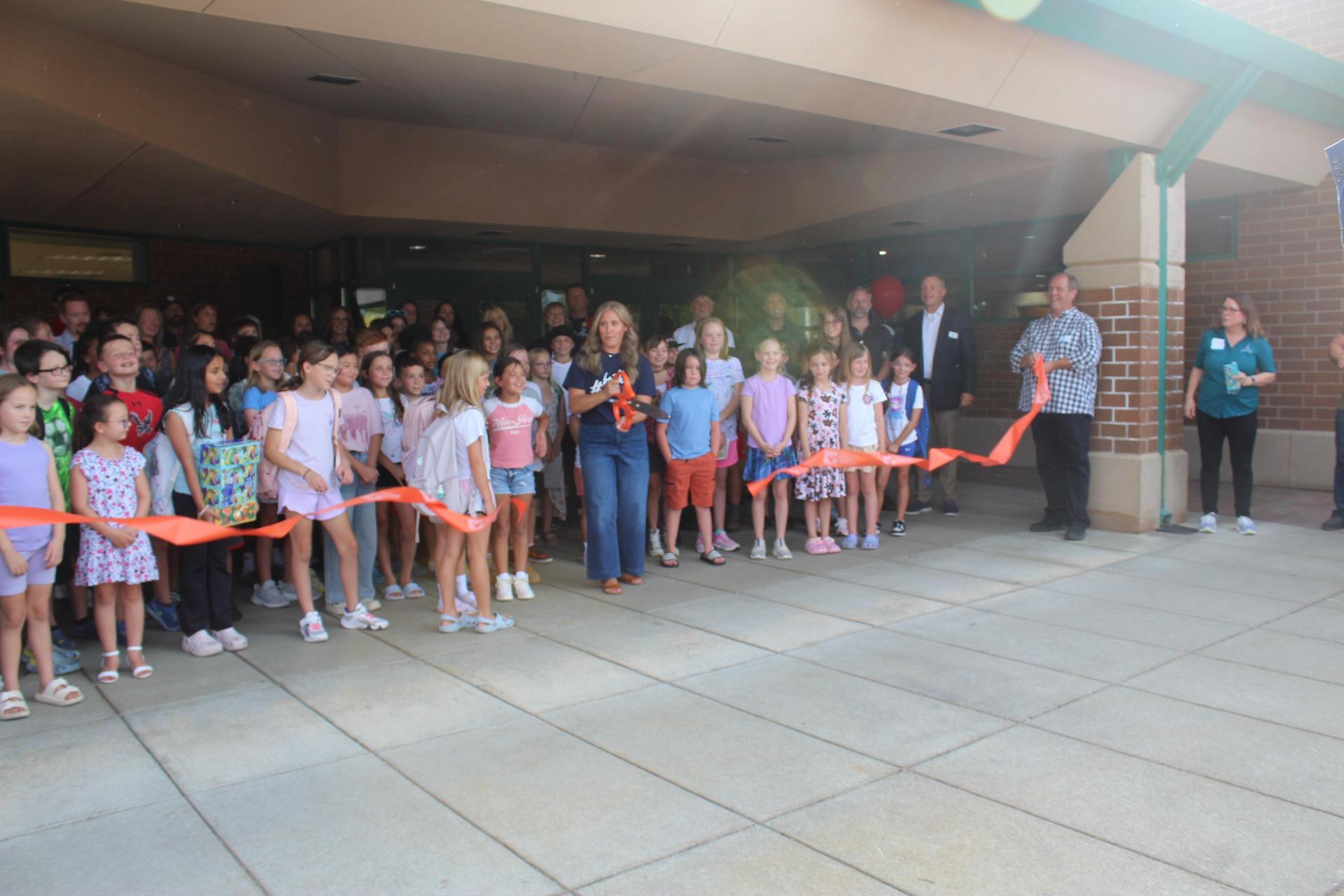 Liberty Lake Elementary Ribbon Cutting