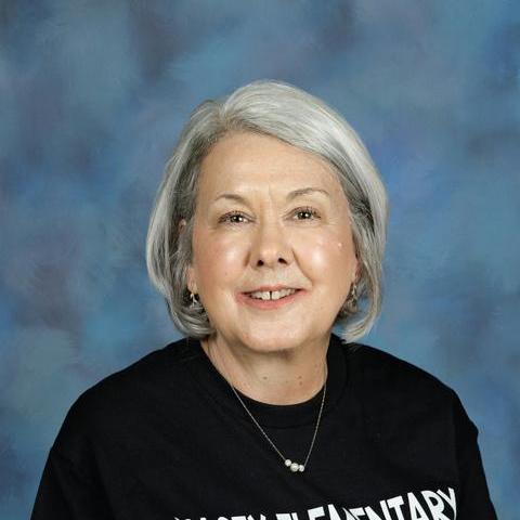 DianneNeal's Profile Photo