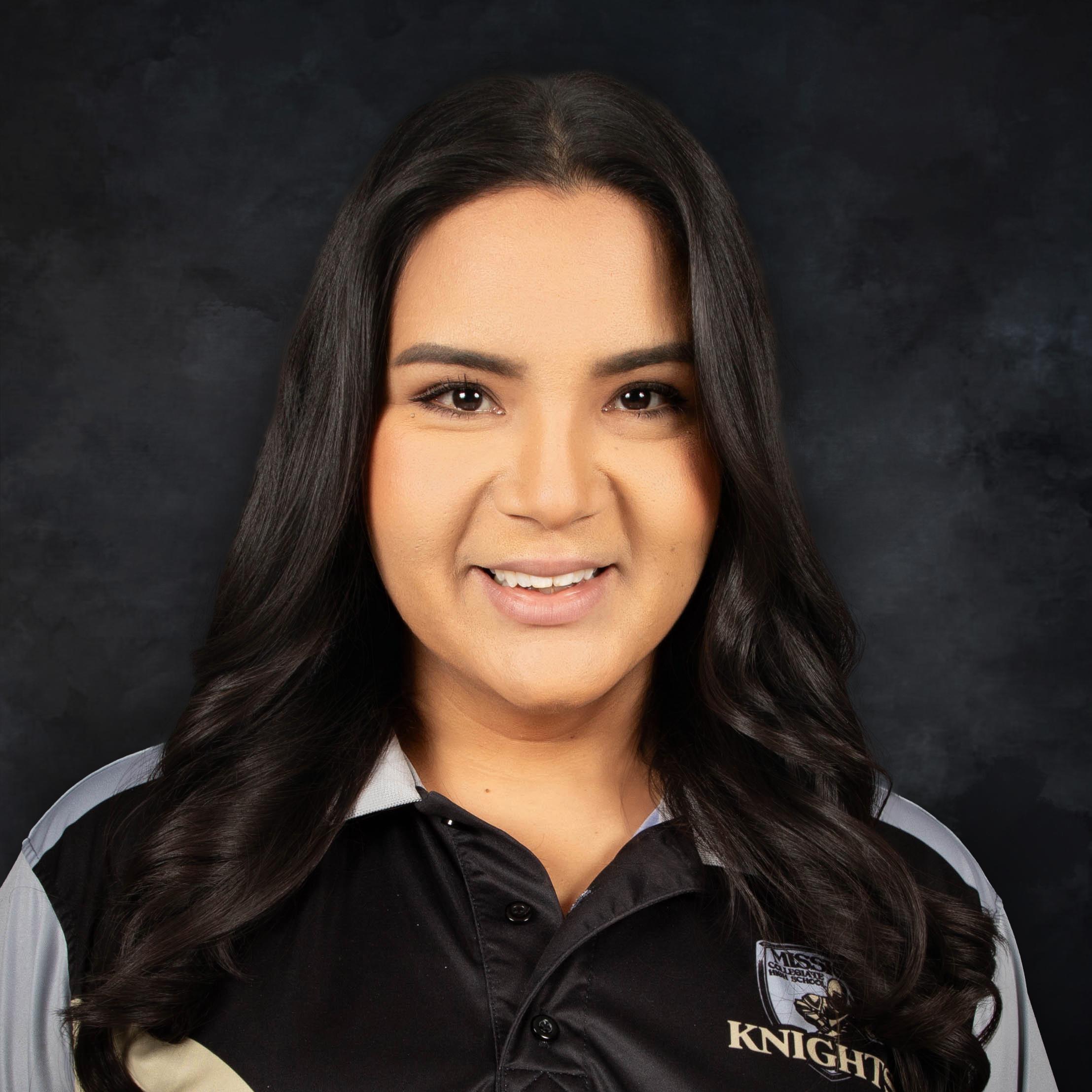 CrystalinFlores's Profile Photo