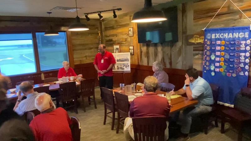 LCSD CTE Director Rob Smith Speaking to the Meridian Exchange Club