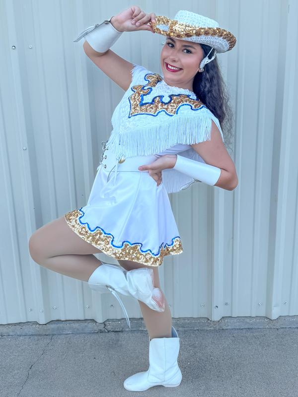 Photo of Eva Revilla in uniform