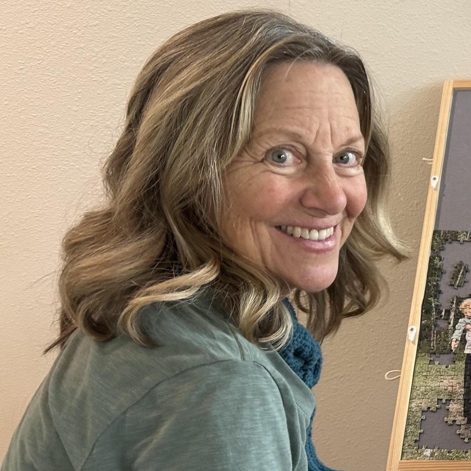 JulieDavey's Profile Photo