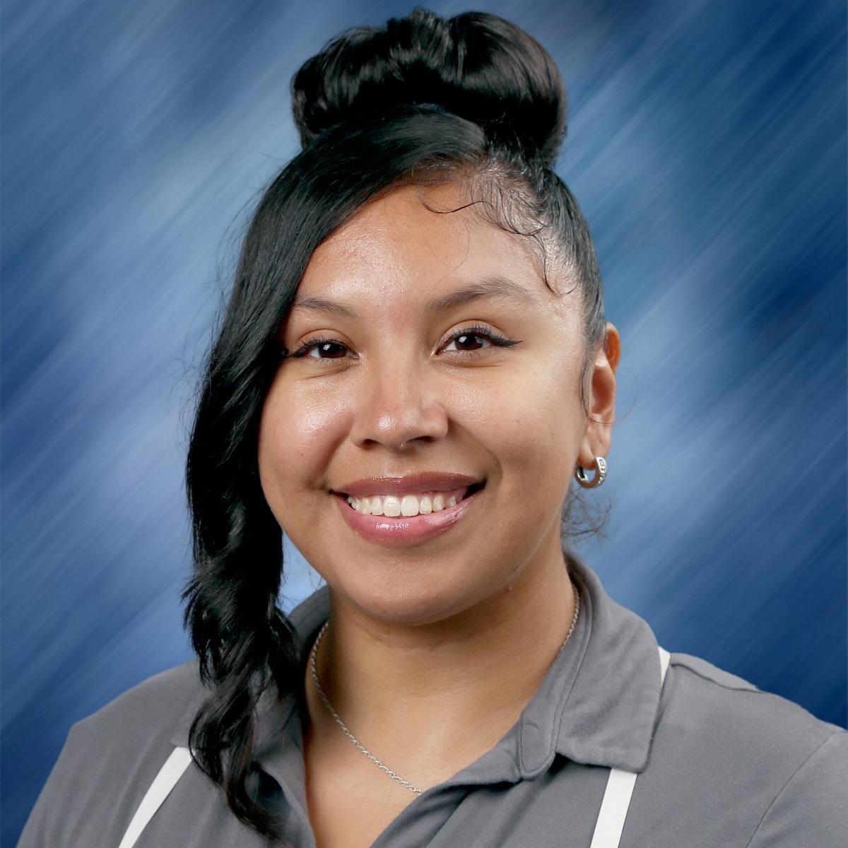 RosaCanizales's Profile Photo
