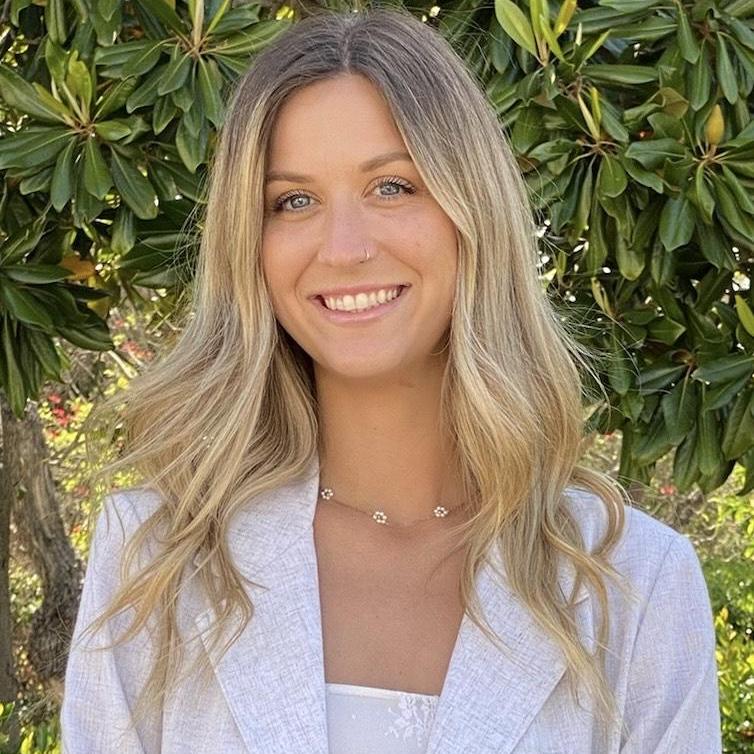 MayaVrechek's Profile Photo