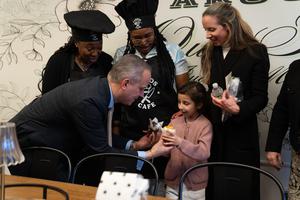 Ribbon Cutting Cup Cakes